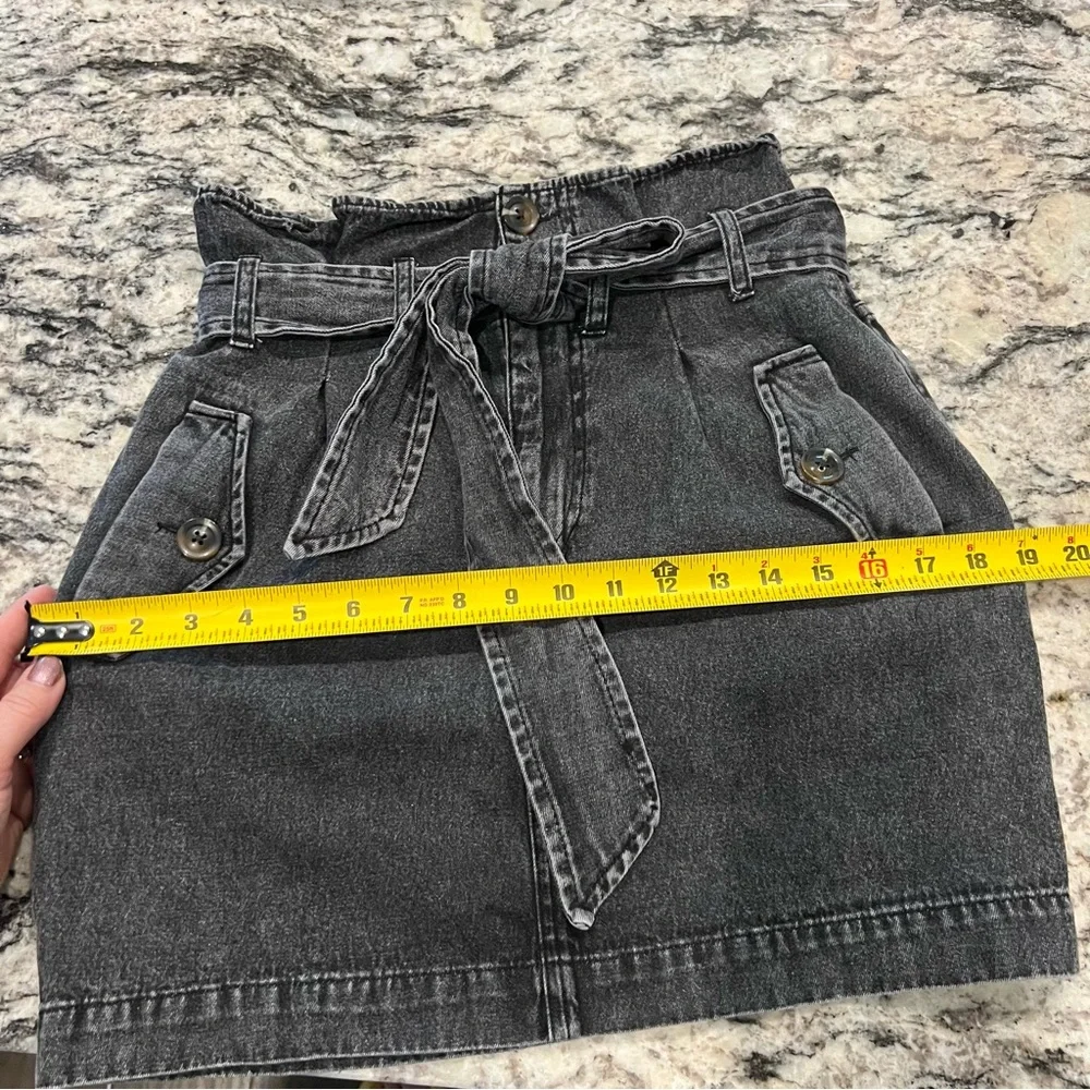 Who‎ What Wear Black Denim Paper Bag Mini Skirt Above Knee Zipper Button Size 2